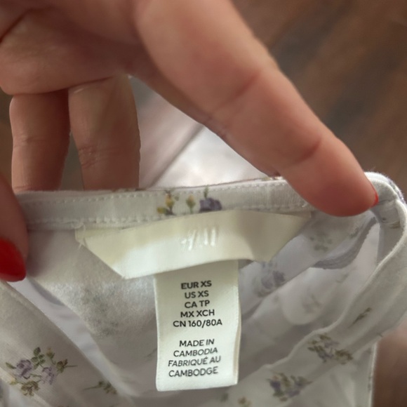 H&M body suit - Picture 3 of 3